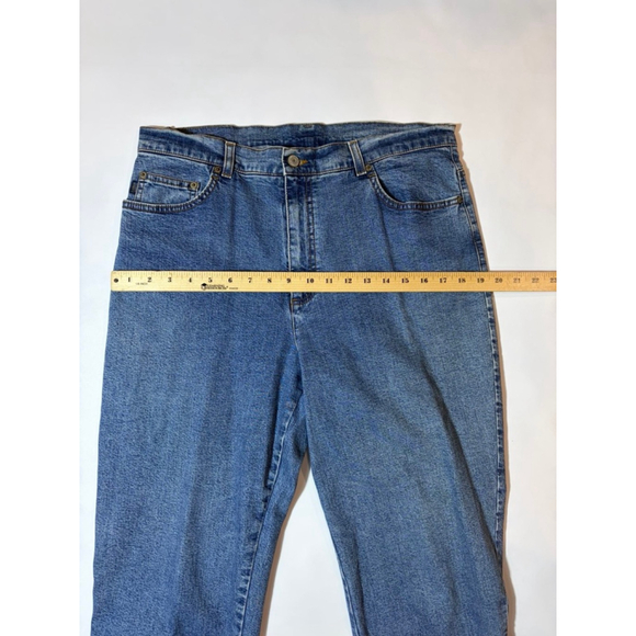 Lauren Jeans Co Ralph Lauren Jeans Size 14 Blue Denim Straight Classic - Picture 3 of 7